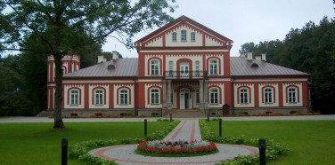 Alantos dvaro muziejus-galerija (Molėtų krašto muziejaus padalinys)